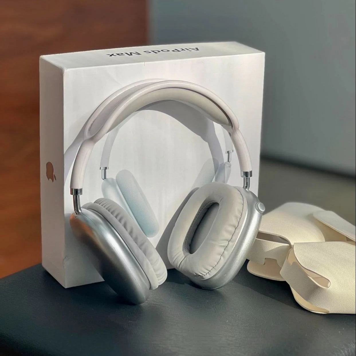 P9 Wireless Bluetooth Headphones Best Quality (random Color)